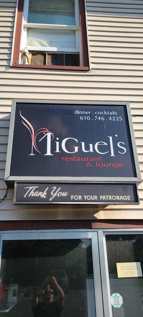 Miguel's Restaurant & Lounge